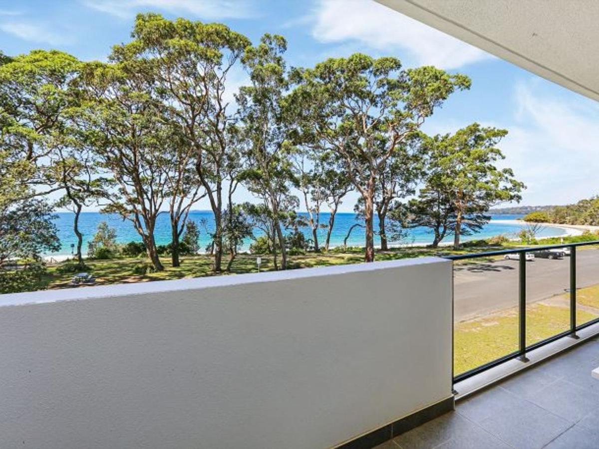 204 On The Beach By Experience Jervis Bay Villa Huskisson Exterior photo